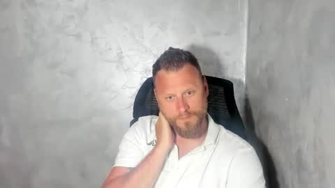 Snapshot of alexboy2022 chatting on 05/20/26, 05:52 onlyfans..alexyno2022 online show from 05/20/26, 05:52