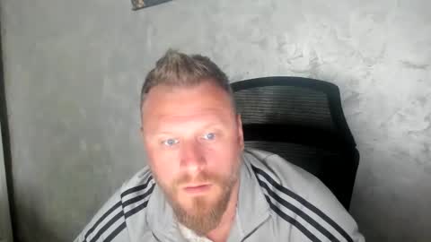 Snapshot of alexboy2022 chatting on 05/21/26, 10:22 onlyfans..alexyno2022 online show from 05/21/26, 10:22