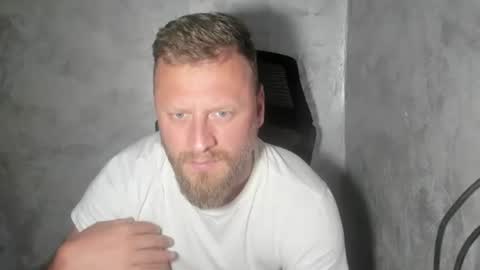Snapshot of alexboy2022 chatting on 06/15/26, 08:49 onlyfans..alexyno2022 online show from 06/15/26, 08:49