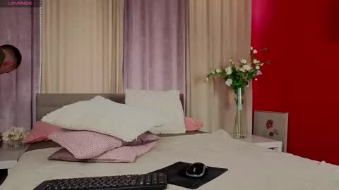 Snapshot of alexcolee chatting on 11/16/25, 02:33 alexcolee online show from 11/16/25, 02:33