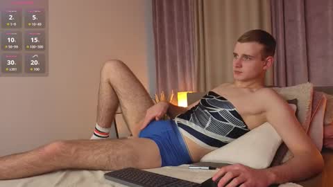 Snapshot of alexcolee chatting on 02/22/26, 02:26 alexcolee online show from 02/22/26, 02:26