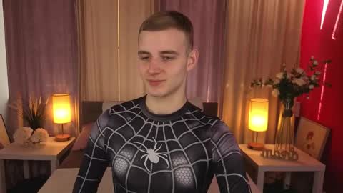 Snapshot of alexcolee chatting on 03/07/26, 02:25 alexcolee online show from 03/07/26, 02:25