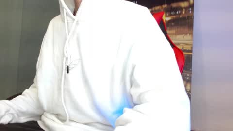 Snapshot of alexgiraldo__ chatting on 05/01/26, 11:59 alexgiraldo__ online show from 05/01/26, 11:59
