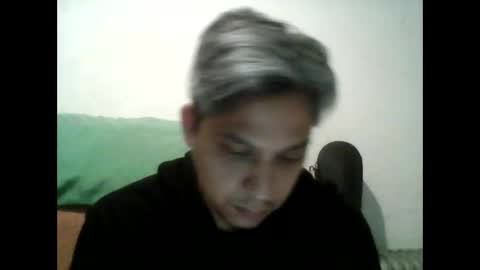 Snapshot of alexgrey82 chatting on 04/27/26, 04:21 alexgrey82 online show from 04/27/26, 04:21