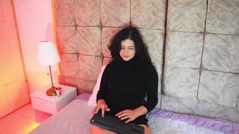 Snapshot of alexia_clark7 chatting on 02/25/26, 07:45 alexia_clark7 online show from 02/25/26, 07:45