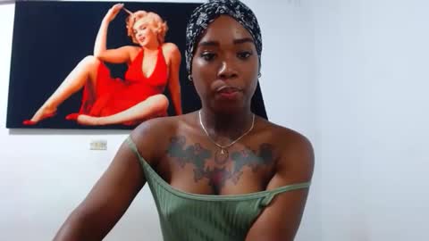 Snapshot of alexia_sinclaire24 chatting on 04/08/26, 12:10 alexia_sinclaire24 online show from 04/08/26, 12:10