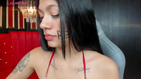 Alexiaa  Online 1430 to 2100 GMT-5 online show from 12/24/24, 09:17