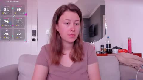 Alexia online show from 10/22/25, 05:34