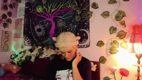 Snapshot of alexiafisher_ chatting on 02/07/25, 07:59 Alex online show from 02/07/25, 07:59