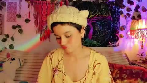 Snapshot of alexiafisher_ chatting on 11/15/25, 02:20 Alex online show from 11/15/25, 02:20