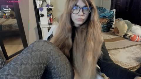 Snapshot of alexiamaiex chatting on 03/23/26, 12:47 alexiamaiex online show from 03/23/26, 12:47