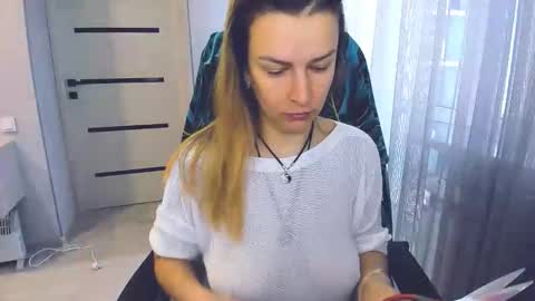 Alexia online show from 05/11/26, 07:25