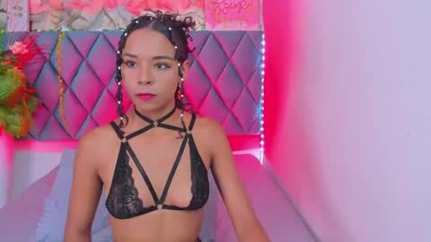 Alexia Brown online show from 05/05/26, 02:47