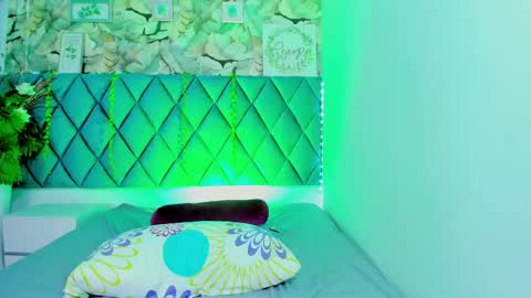 Alexia Brown online show from 05/08/26, 02:44
