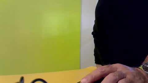 Snapshot of alexio69 chatting on 09/14/25, 01:43 alexio69 online show from 09/14/25, 01:43