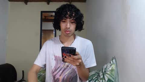 Alexis online show from 10/24/25, 04:31