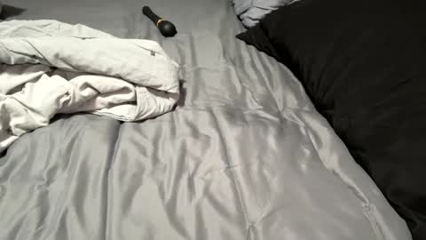 Snapshot of alexis_696969 chatting on 01/01/25, 02:41 Alexis online show from 01/01/25, 02:41