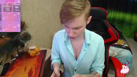 Snapshot of alexis_gordon chatting on 01/24/25, 10:30 Alexis online show from 01/24/25, 10:30