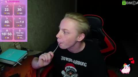 Snapshot of alexis_gordon chatting on 09/15/25, 05:57 Alexis online show from 09/15/25, 05:57