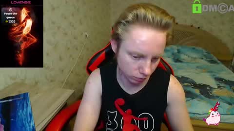 Snapshot of alexis_gordon chatting on 11/21/25, 10:03 Alexis online show from 11/21/25, 10:03