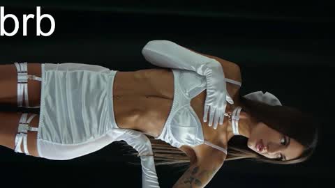 Alexis   Mon Tue Wed Thu Fri 7 GMT 0100am-0700am  online show from 10/14/25, 08:20