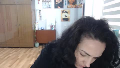 AlexisMillers online show from 05/01/26, 07:46