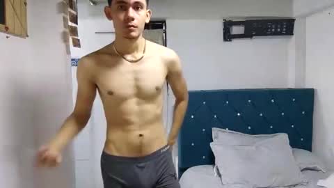 Snapshot of alexispaez457062 chatting on 02/05/25, 11:28 Alexis online show from 02/05/25, 11:28