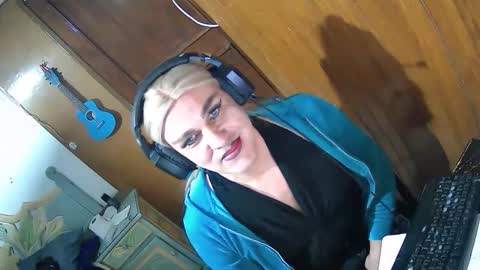 Snapshot of alexiss699 chatting on 12/03/24, 10:39 alexiss699 online show from 12/03/24, 10:39