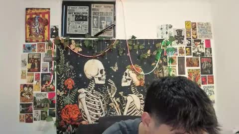 Snapshot of alexitop_ chatting on 02/22/26, 10:52 Alexito online show from 02/22/26, 10:52