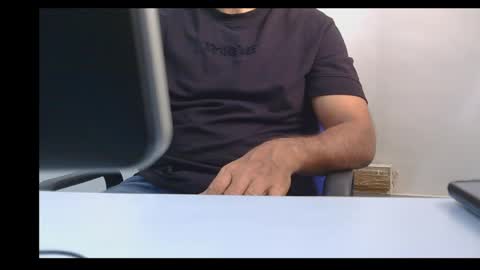 Snapshot of alexkerala84 chatting on 05/04/26, 08:43 alexkerala84 online show from 05/04/26, 08:43