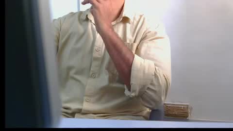 Snapshot of alexkerala84 chatting on 06/08/26, 09:31 alexkerala84 online show from 06/08/26, 09:31