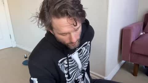 Snapshot of alexmanndickerson chatting on 01/05/26, 06:00 Alex Mann online show from 01/05/26, 06:00