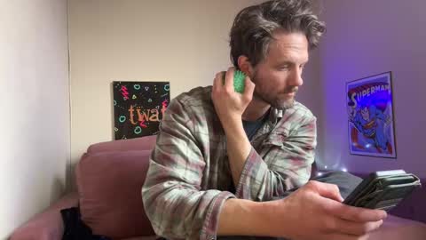 Snapshot of alexmanndickerson chatting on 01/06/26, 05:49 Alex Mann online show from 01/06/26, 05:49