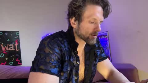 Snapshot of alexmanndickerson chatting on 02/07/26, 06:44 Alex Mann online show from 02/07/26, 06:44