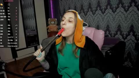 Snapshot of alexracc00n chatting on 12/12/24, 03:21 Alex online show from 12/12/24, 03:21