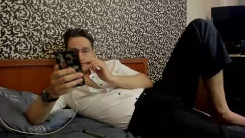 Snapshot of alexs9xtime chatting on 05/08/26, 01:38 alexs9xtime online show from 05/08/26, 01:38