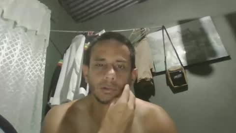 Snapshot of alextico1 chatting on 10/22/25, 06:46 Alex online show from 10/22/25, 06:46