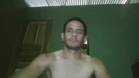 Snapshot of alextico1 chatting on 10/30/25, 04:19 Alex online show from 10/30/25, 04:19