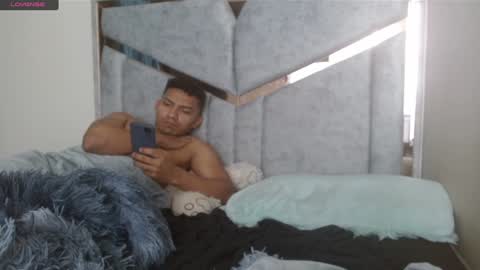 alex y luisa online show from 02/07/25, 02:58