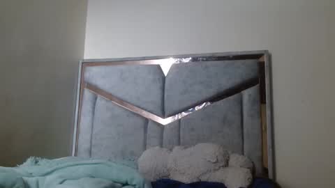 alex y luisa online show from 02/08/26, 03:48