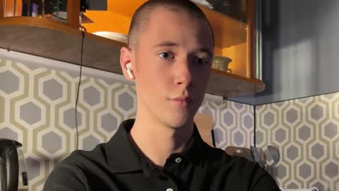 Snapshot of alexwos chatting on 12/15/24, 09:20 Alex online show from 12/15/24, 09:20