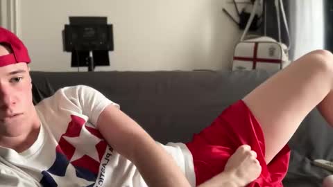 Snapshot of alexwos chatting on 11/07/25, 07:52 Alex online show from 11/07/25, 07:52