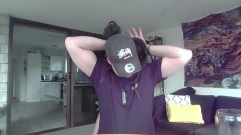 Alex online show from 12/02/25, 03:23