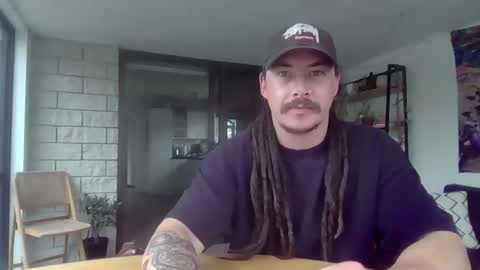 Snapshot of alexx1169 chatting on 01/18/26, 12:58 Alex online show from 01/18/26, 12:58