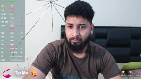 Snapshot of alexx_bbc_ chatting on 12/31/24, 08:15 alexx_bbc_ online show from 12/31/24, 08:15