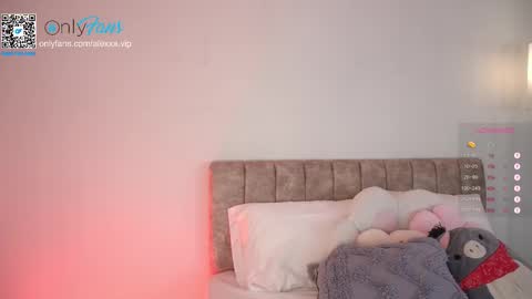 Snapshot of alexxa_dz chatting on 01/09/26, 11:28 online show from 01/09/26, 11:28