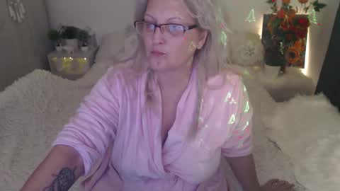 Snapshot of alexxa_mistress chatting on 02/22/26, 06:17 Jhoa online show from 02/22/26, 06:17