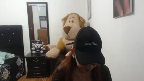 Snapshot of alexxamaturee chatting on 02/15/26, 07:32 alexa online show from 02/15/26, 07:32