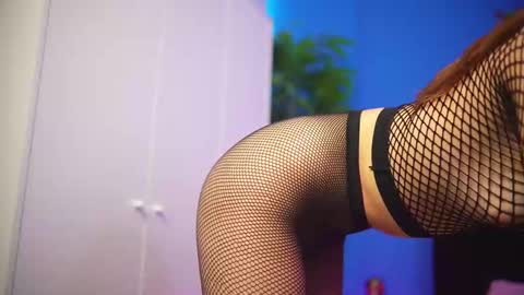 Snapshot of alexxisrae chatting on 09/22/25, 11:56 Alexxis Rae online show from 09/22/25, 11:56