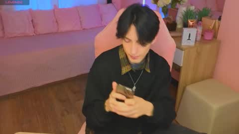 Alex online show from 09/18/25, 12:18